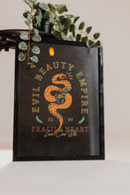 Lade das Bild in den Galerie-Viewer, Evil Beauty Empire Print