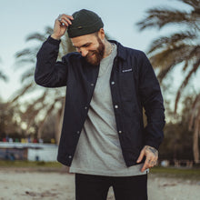 Lade das Bild in den Galerie-Viewer, Caffeine Coach Jacket - Black
