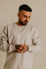 Lade das Bild in den Galerie-Viewer, Knowledge Heavyweight Crewneck - Ecru