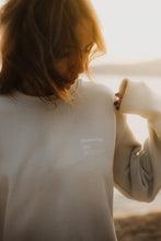 Lade das Bild in den Galerie-Viewer, Knowledge Heavyweight Crewneck - Ecru