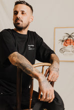 Lade das Bild in den Galerie-Viewer, Knowledge 2137 T-Shirt - Black
