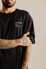 Lade das Bild in den Galerie-Viewer, Knowledge 2137 T-Shirt - Black